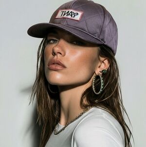 Aritzia TNA Quilted Snapback Cap | Vintage Hat | Adjustable